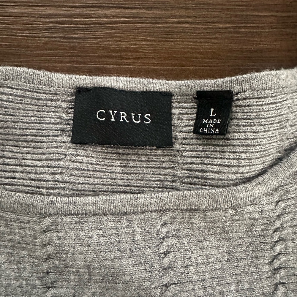 Cyrus Stylish Gray Sweater - Picture 2 of 2